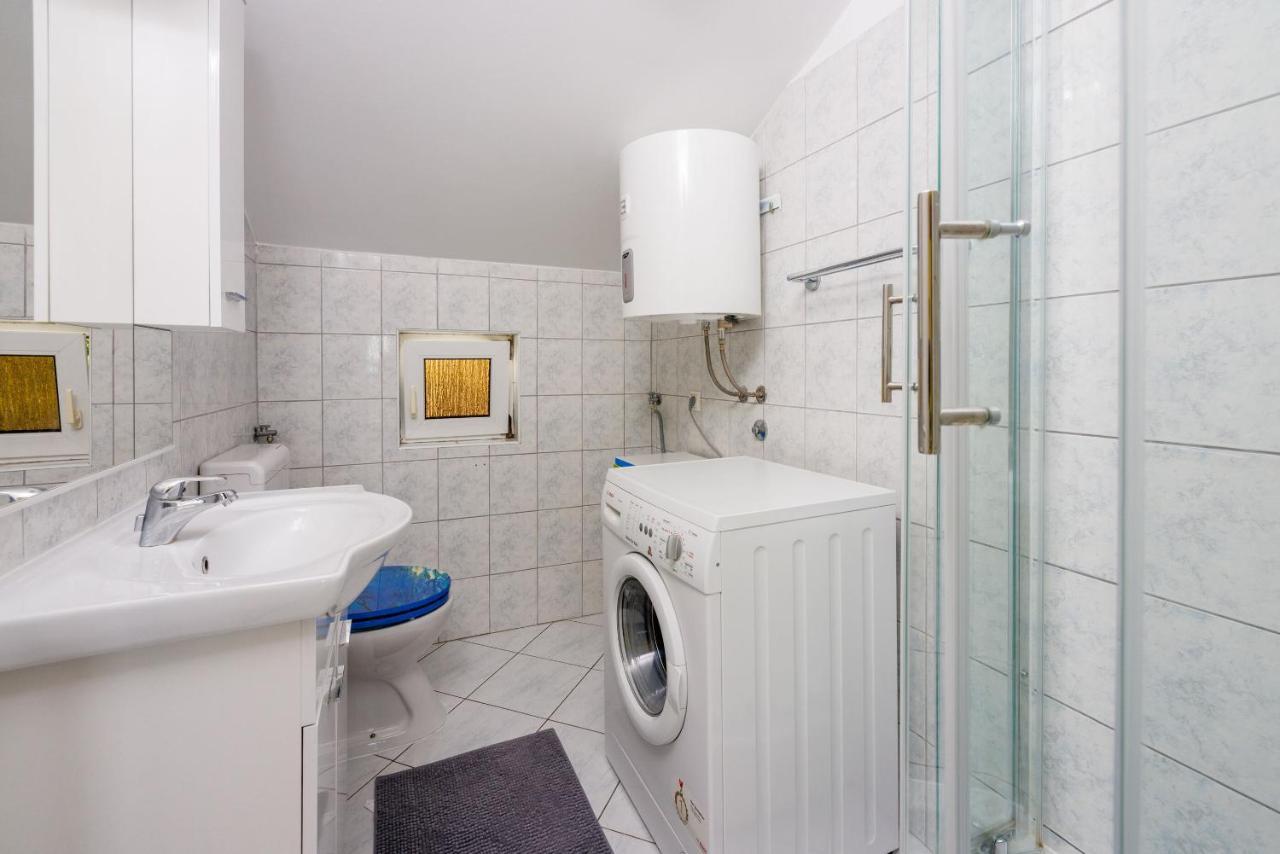 Apartment Davor Dramalj Ngoại thất bức ảnh