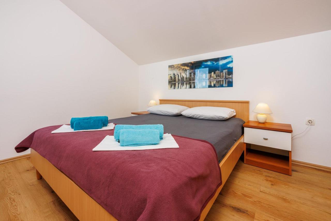 Apartment Davor Dramalj Ngoại thất bức ảnh