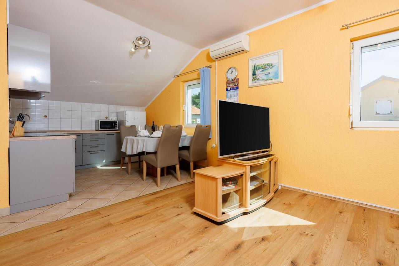 Apartment Davor Dramalj Ngoại thất bức ảnh